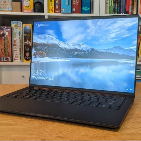 خرید سبک ترین لپ تاپ